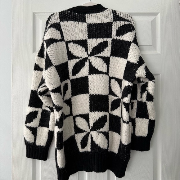 Zara Black and White Flower Checkered Cardigan Sweater - Picture 2 of 4